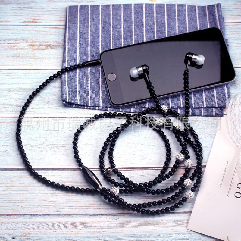 The in-ear pearl headphones are suitable for Apple and Android Type-C with wired control, live streaming and microphone connection, and are fashionable and trendy details Picture