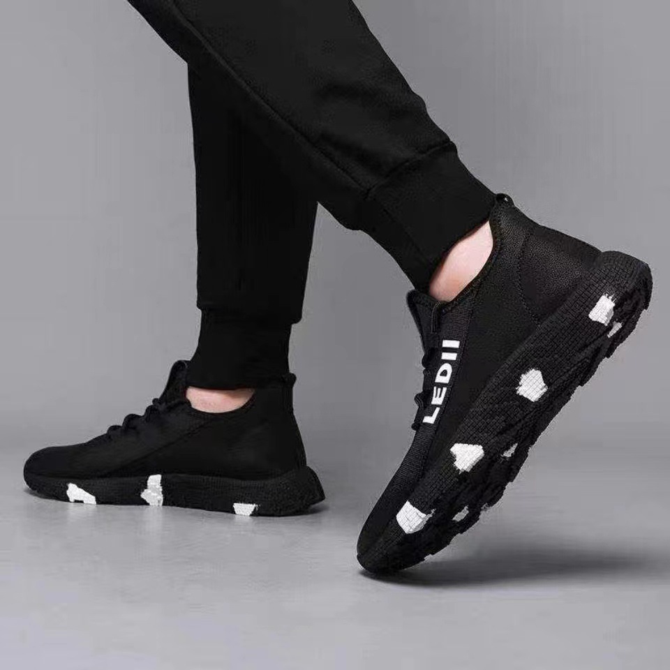 Men's shoes 2024 new style men's casual sports shoes, breathable running shoes, fashionable and trendy shoes, men's student shoes wholesale Application Scenario