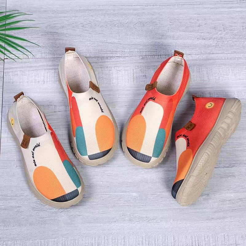 New Spring and Autumn 2025 style Old Beijing fabric painted casual shoes with soft soles and soft surfaces, flying woven one-foot women's shoes Application Scenario