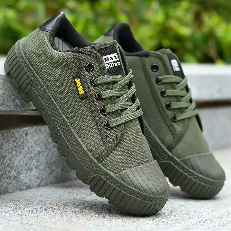 New summer 5688 training shoes for men, low-top liberation shoes, casual and lightweight, men's labor protection shoes for migrant workers working on construction sites details Picture