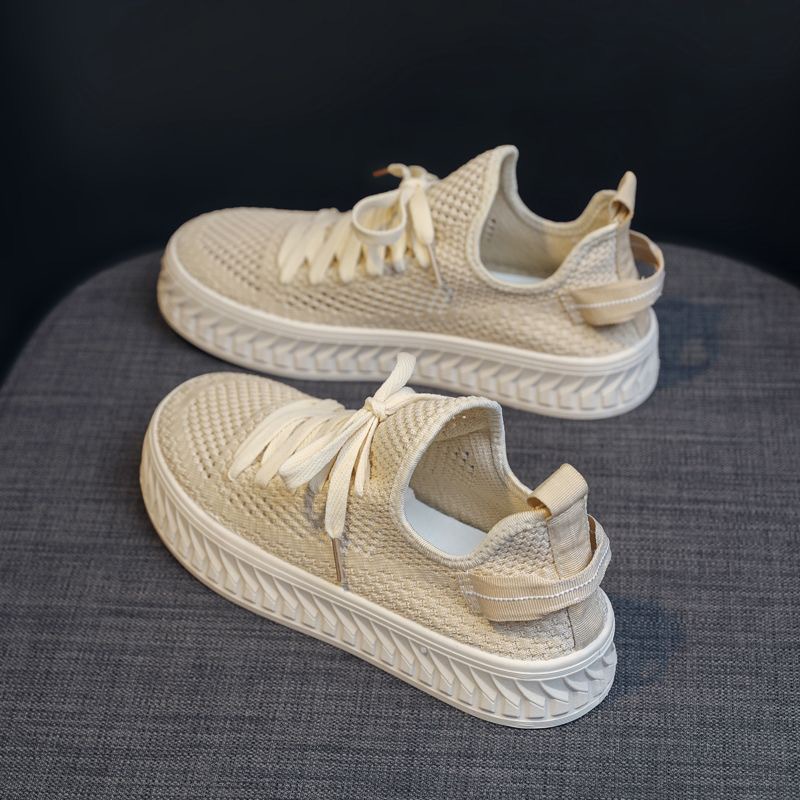 One-piece consignment of new summer flat, perforated women's net shoes, sports and casual shoes, comfortable flat shoes, cross-border export full figure