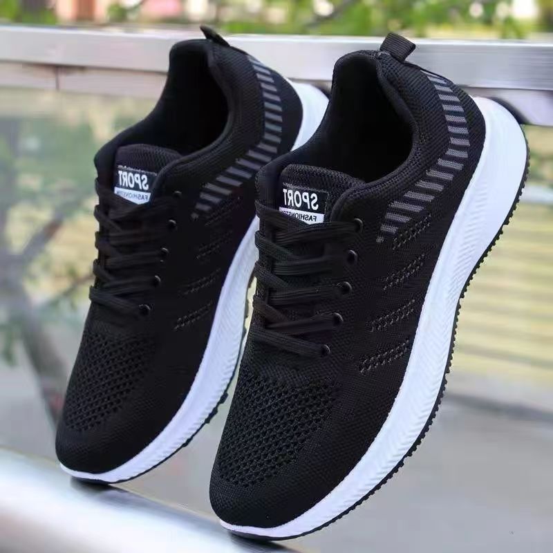 The 2025 new style of mesh fabric men's casual sports shoes, soft-soled and lightweight flying fabric running shoes, and men's student shoes are bestsellers in foreign trade Specification drawing