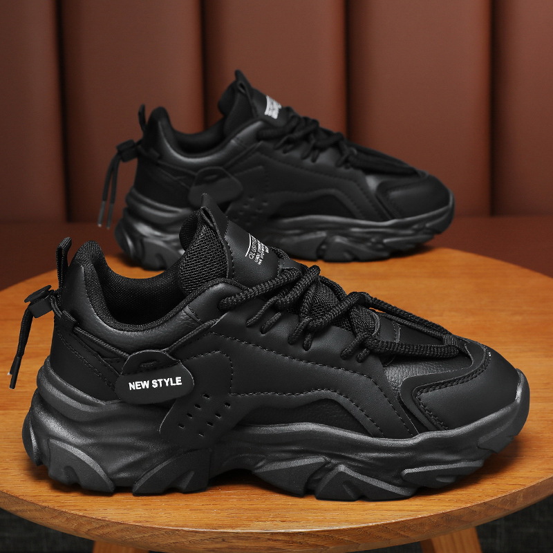 New breathable men's shoes for spring, trendy and versatile men's style, black sneakers with insole height increase, casual dad shoes for men full figure