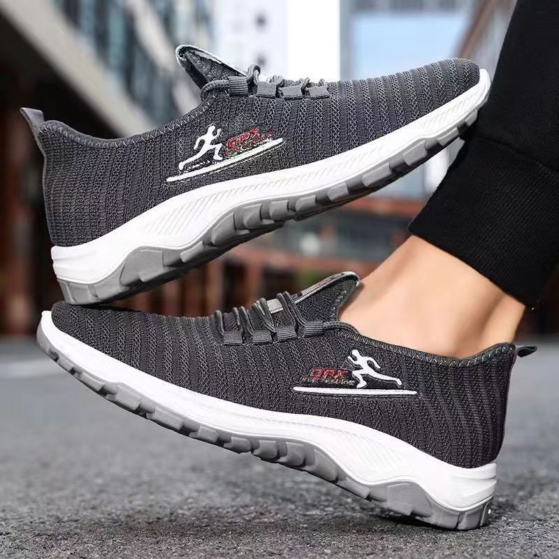 Spring/Summer 2024 new men's and women's casual walking shoes, soft-soled comfortable couple running shoes, old Beijing cloth shoes wholesale full figure