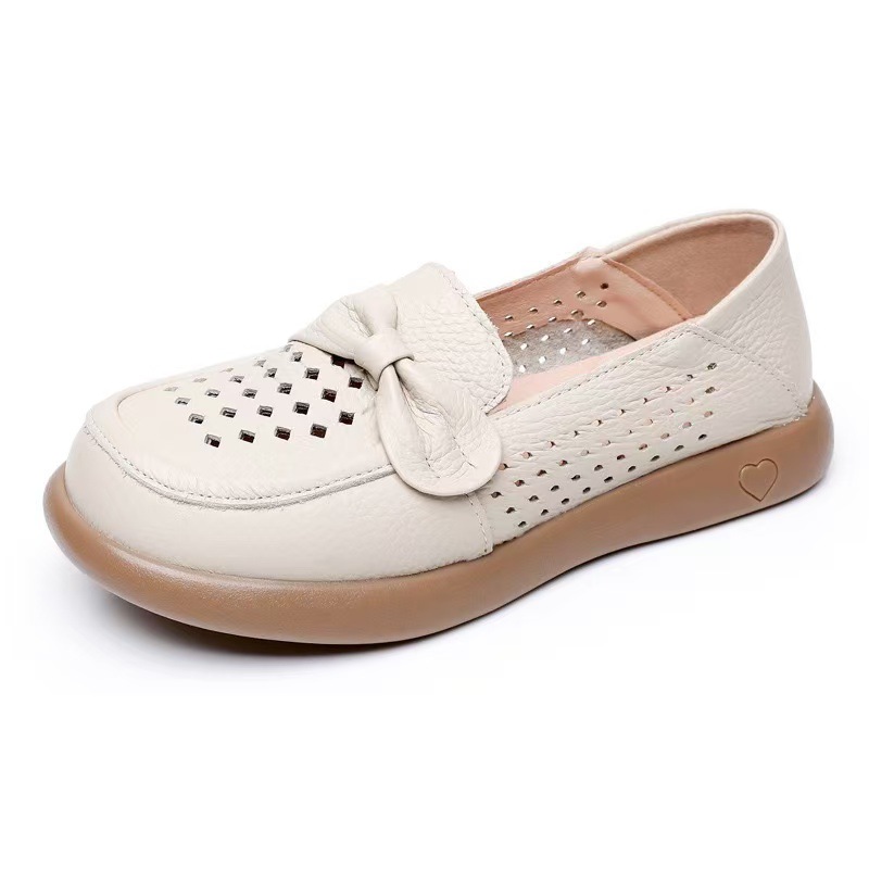 Breathable hollowed-out shoes for foreign trade, round-toed mid-mouth solid color mom shoes, low-heeled loafers, women's comfortable shoes, women's shoes Item Picture