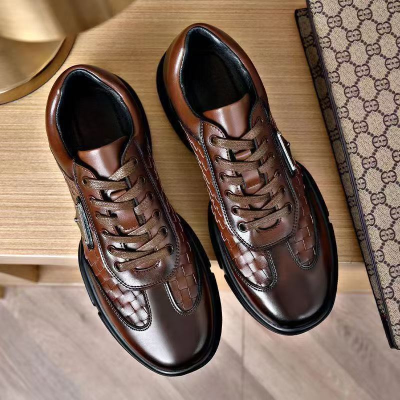 New breathable leather men's shoes, trendy and versatile casual shoes, low-top lace-up work shoes, men's leather shoes Application Scenario