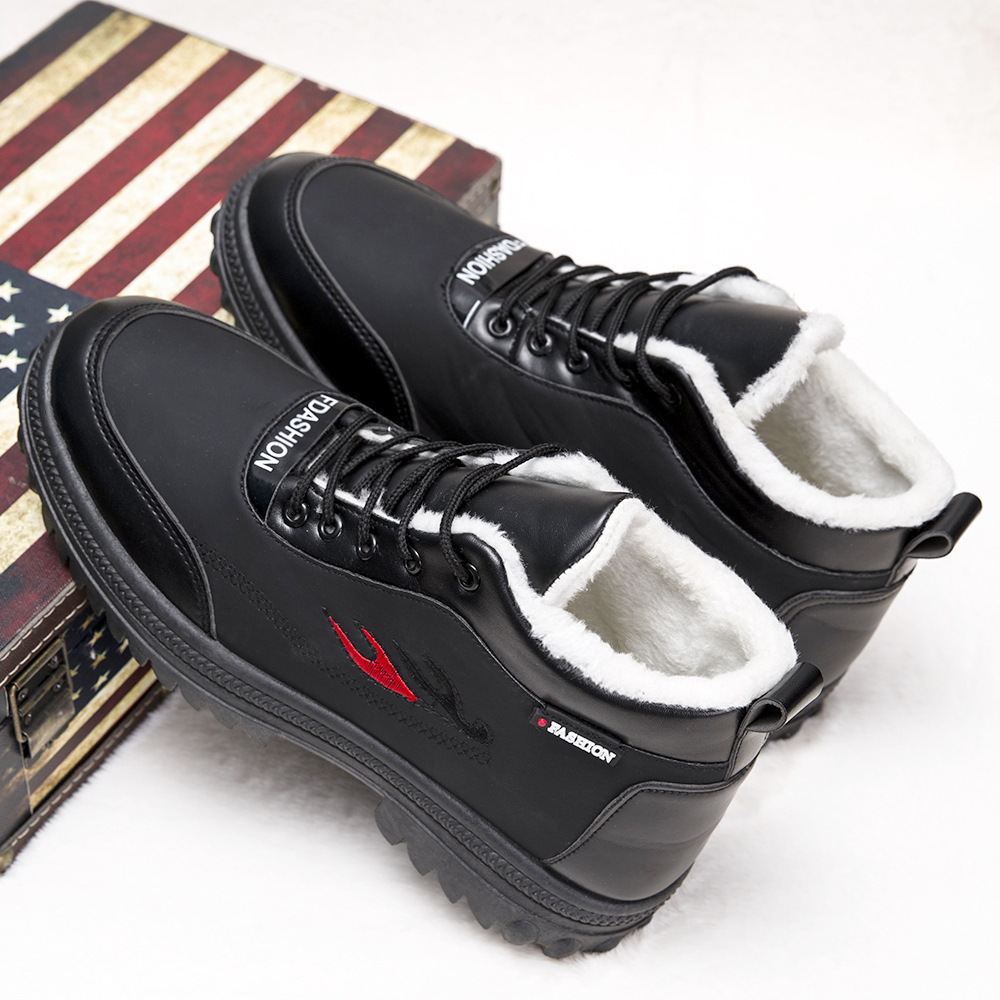 Winter fleece and thickened men's cotton shoes, comfortable, casual, cold-proof and warm dad shoes, soft-soled snow boots for middle-aged and elderly people details Picture