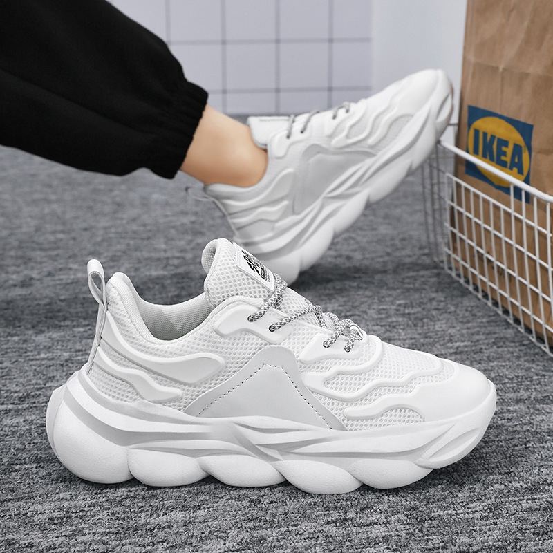 Summer new men's shoes: Breathable white sneakers, men's trendy and versatile thick-soled mesh sports shoes, casual dad shoes Application Scenario