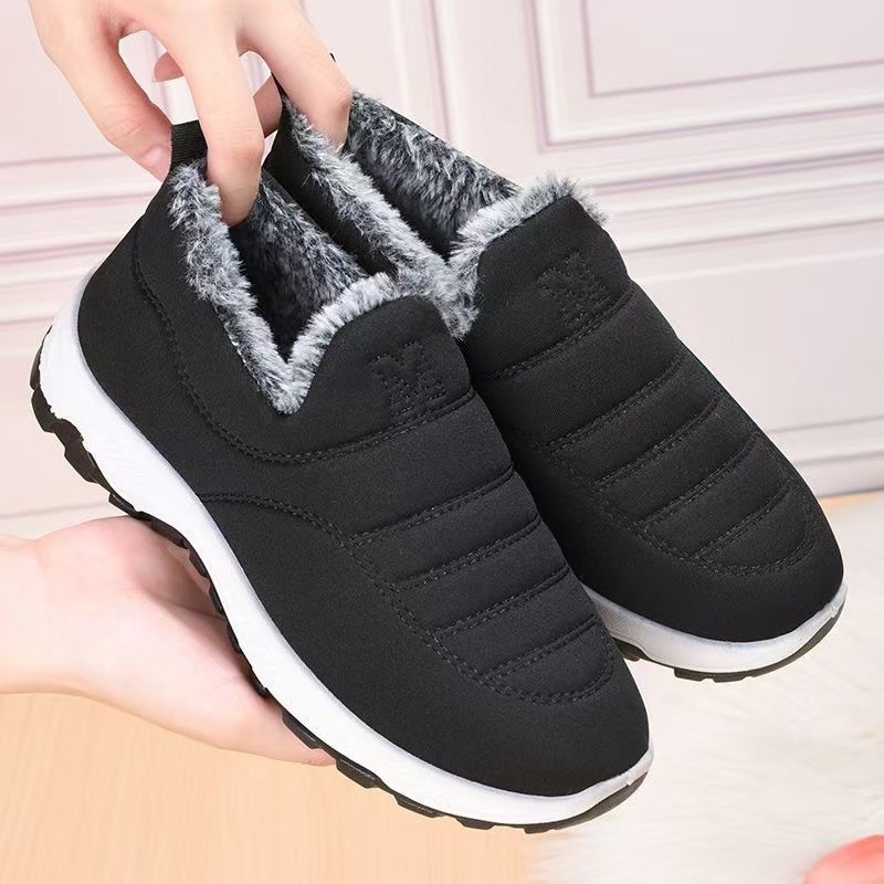 Old Beijing cloth shoes, men's winter fleece and thickened warm cotton shoes, casual and comfortable walking shoes, men's anti-slip cotton shoes details Picture