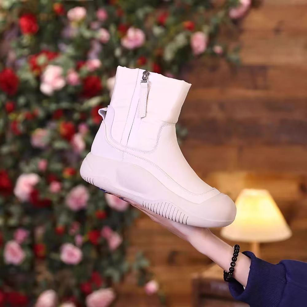 Best-selling snow boots for women 2024 new winter Martin boots, thickened cotton shoes for women, fleece warm and anti-slip ankle boots for women Application Scenario