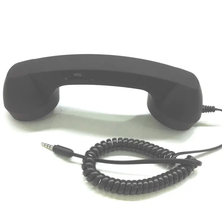 Mini large earphones with 3.5mm connectors, mobile phone earphones of mobile phone size, retro headphones and microphones in stock from the manufacturer Application Scenario