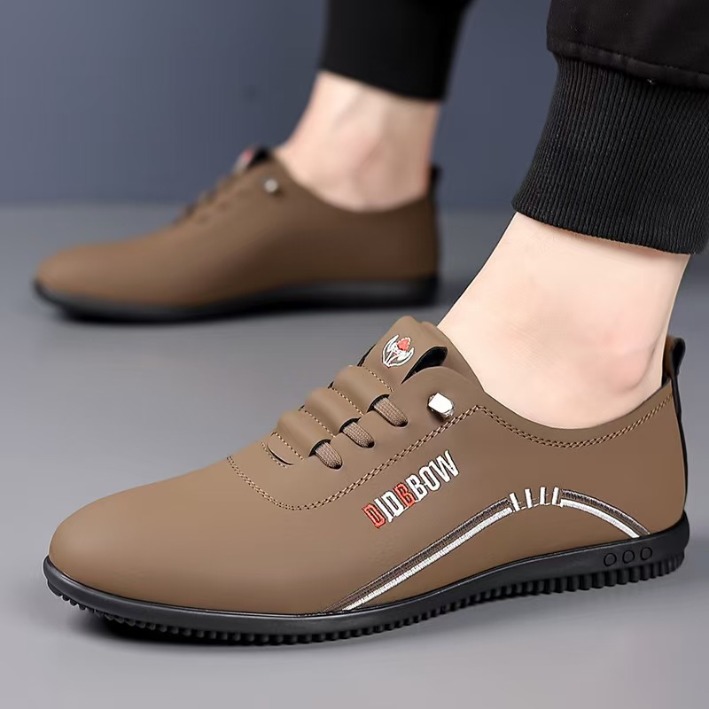 Men's shoes: Soft-soled, high-end men's leather shoes, breathable, new trendy casual leather shoes, versatile, soft-soled, soft-top, lightweight shoes full figure