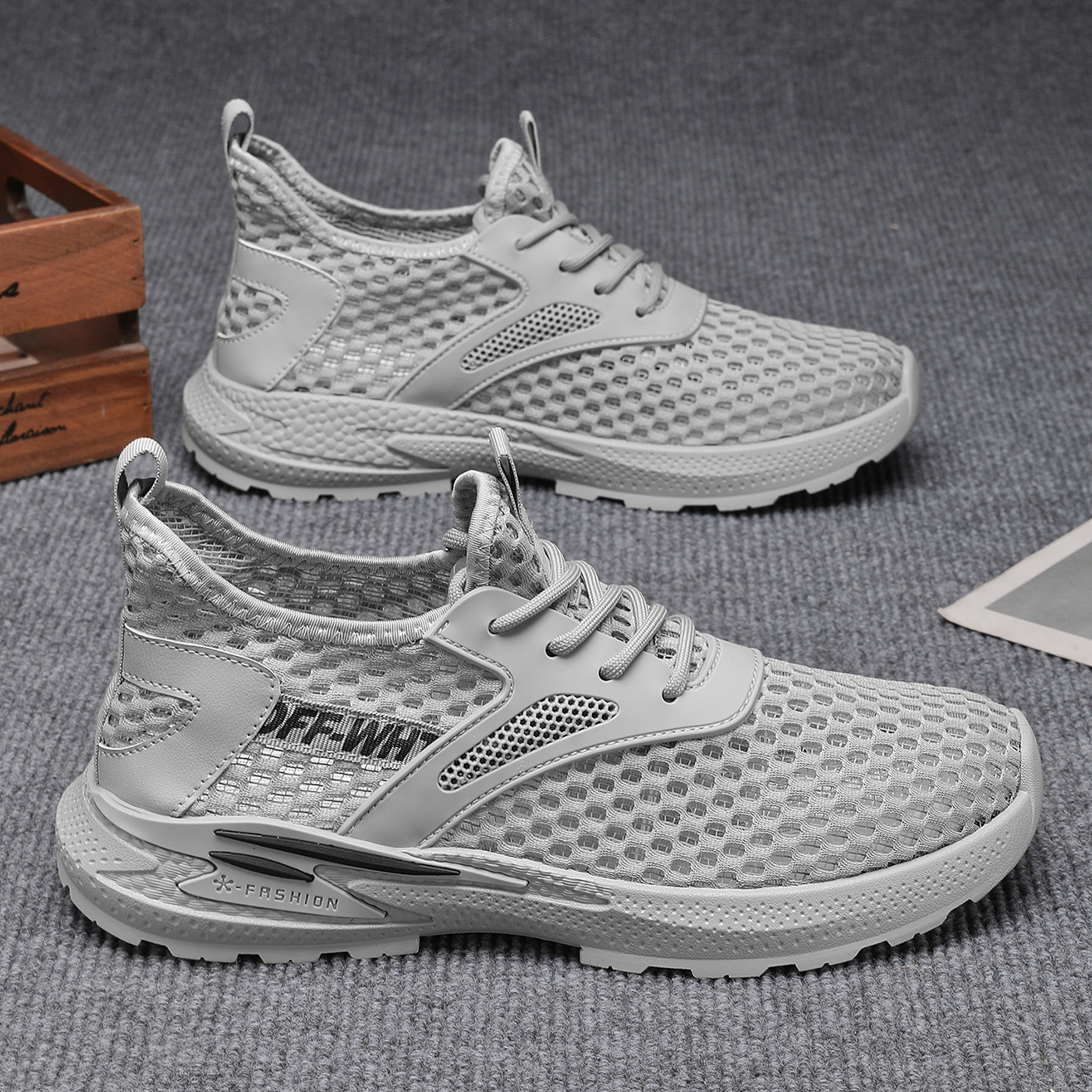 New breathable and perforated mesh shoes for men in summer, trendy and versatile coconut shoes, sporty and casual dad trendy shoes details Picture