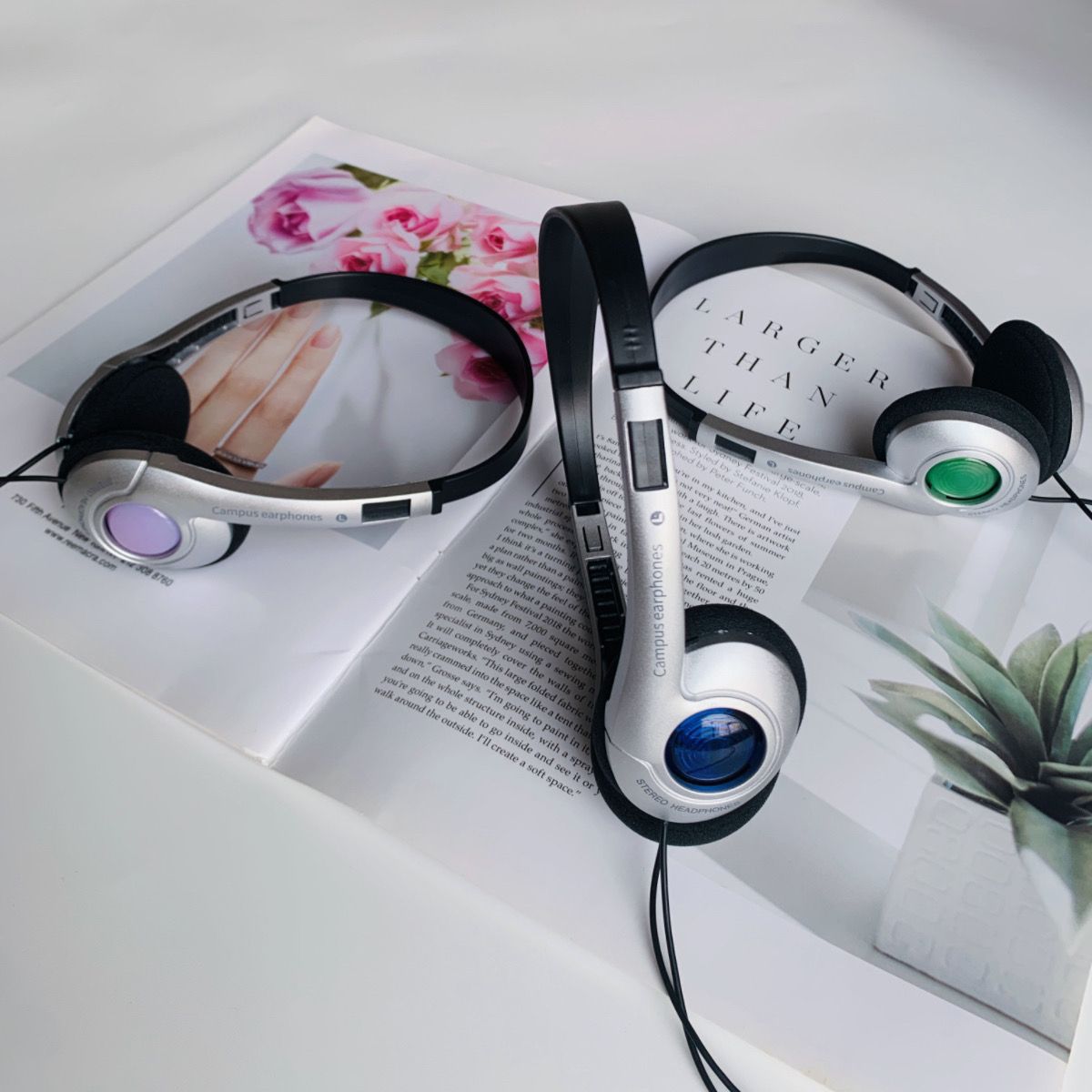 Upgraded wired over-ear headphones, retro campus ultra-light photography, suitable for Apple tablet computers, Huawei, etc Specification drawing