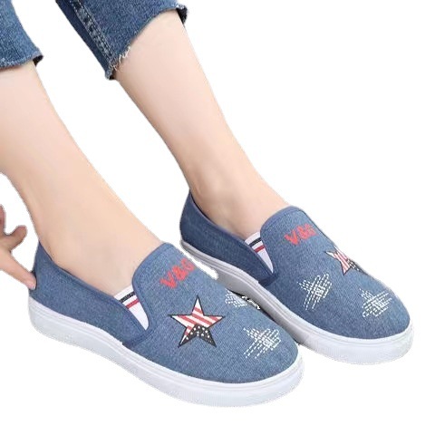 Old Beijing-style casual women's one-step thickened soft-soled denim shoes are fashionable and breathable. Wholesale from the manufacturer of lazy shoes Item Picture