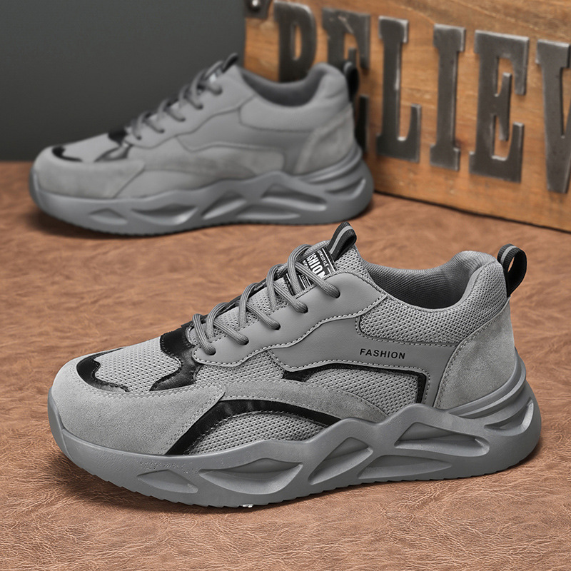 New breathable work safety shoes for men in spring, trendy and versatile thick-soled anti-slip sports shoes, casual dad shoes for men Application Scenario
