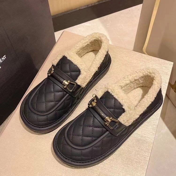 Fleece loafers for women 2024 autumn/Winter new style, warm, comfortable, fashionable and trendy women's bean shoes, factory direct sales and wholesale Application Scenario