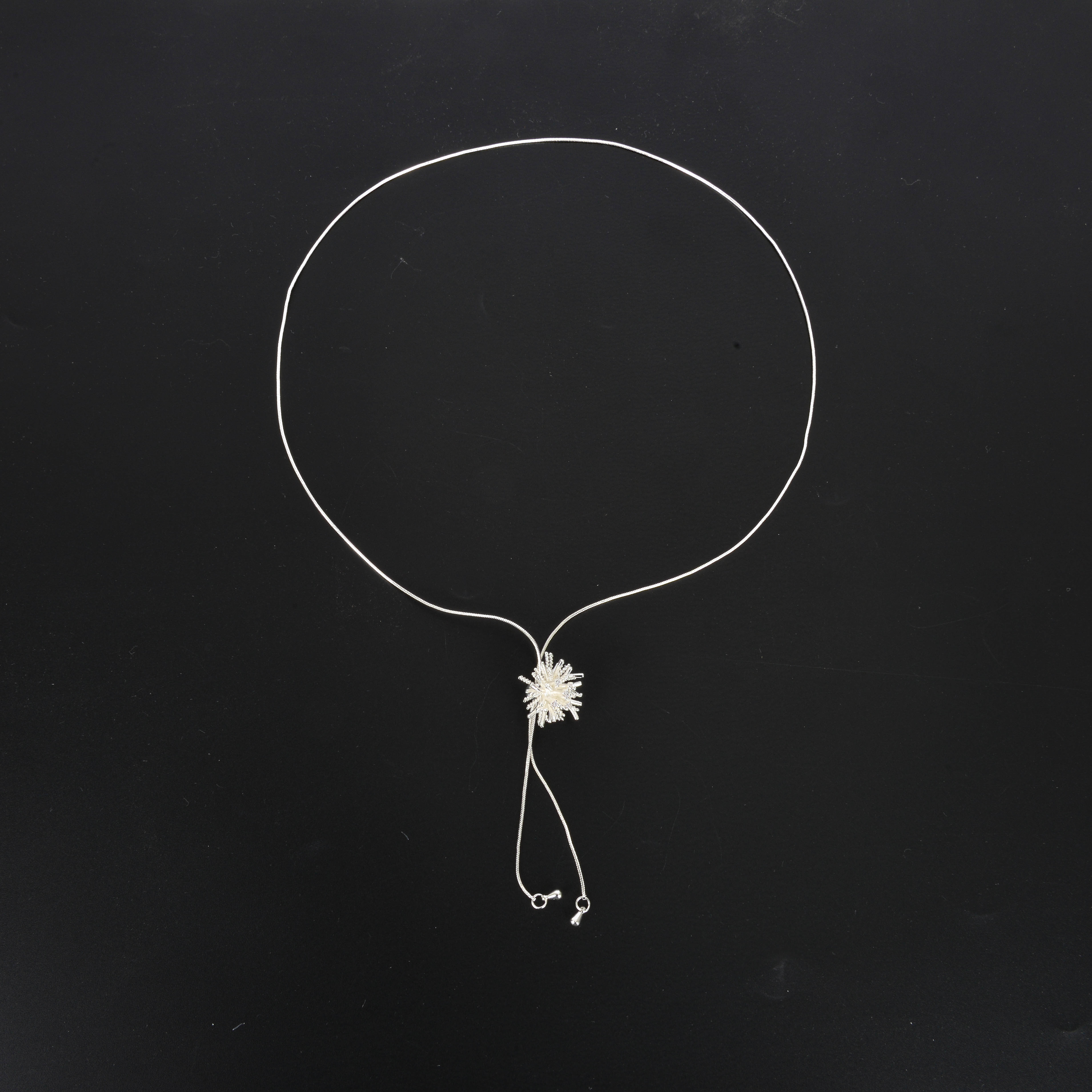 Brilliant fireworks ~ Silver pull-out fireworks necklace for women, exquisite and high-end collarbone chain, light luxury and powerful chain, summer accessories Specification image