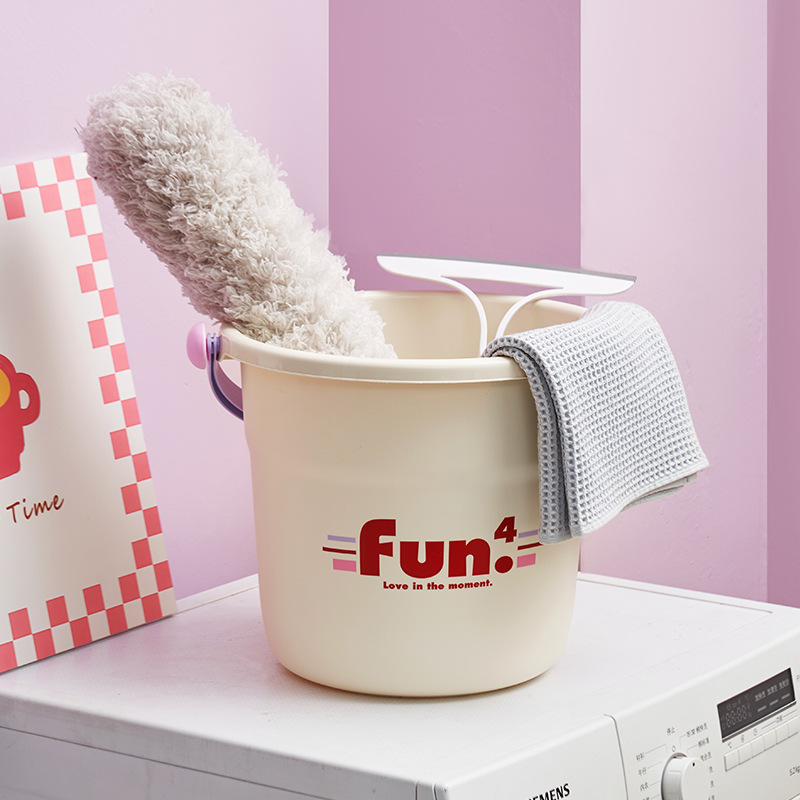 M80-6708开学季多巴胺家用手提桶学生洗漱用品塑料桶加厚洗脚桶