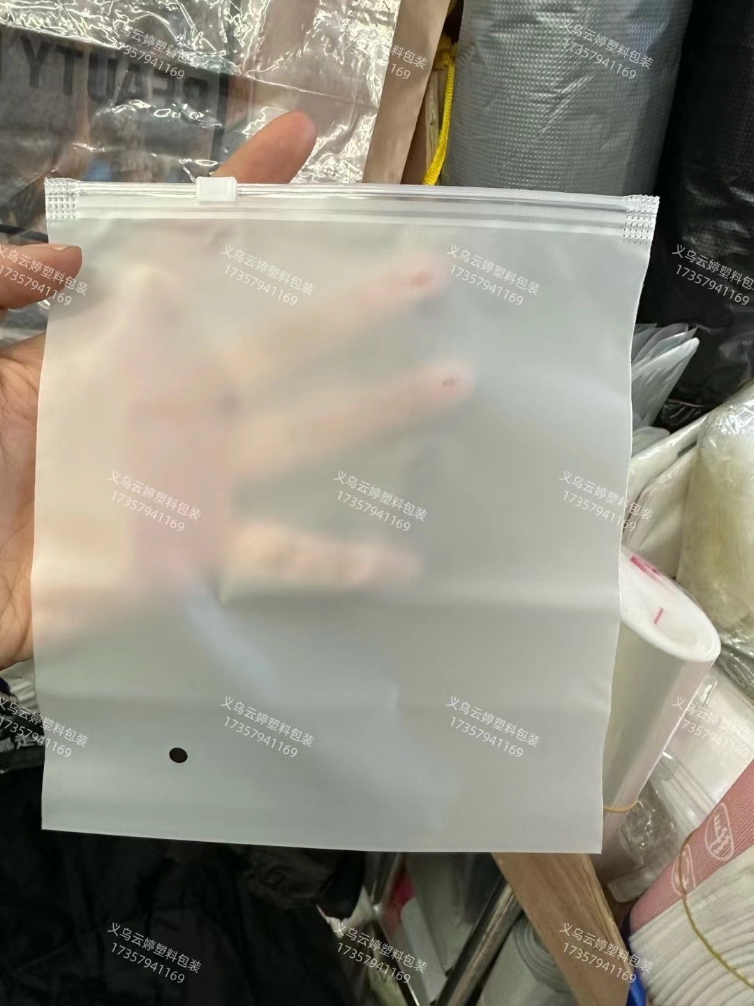 Yiwu Yunting Plastic Packaging Co., LTD describe pic - 4