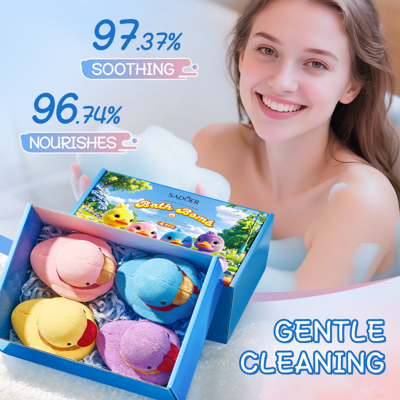 All-english SADOER four-color cute Duck Bath salt Ball gift box 4-piece set for cross-border export wholesale of cleaning bath salt balls full figure