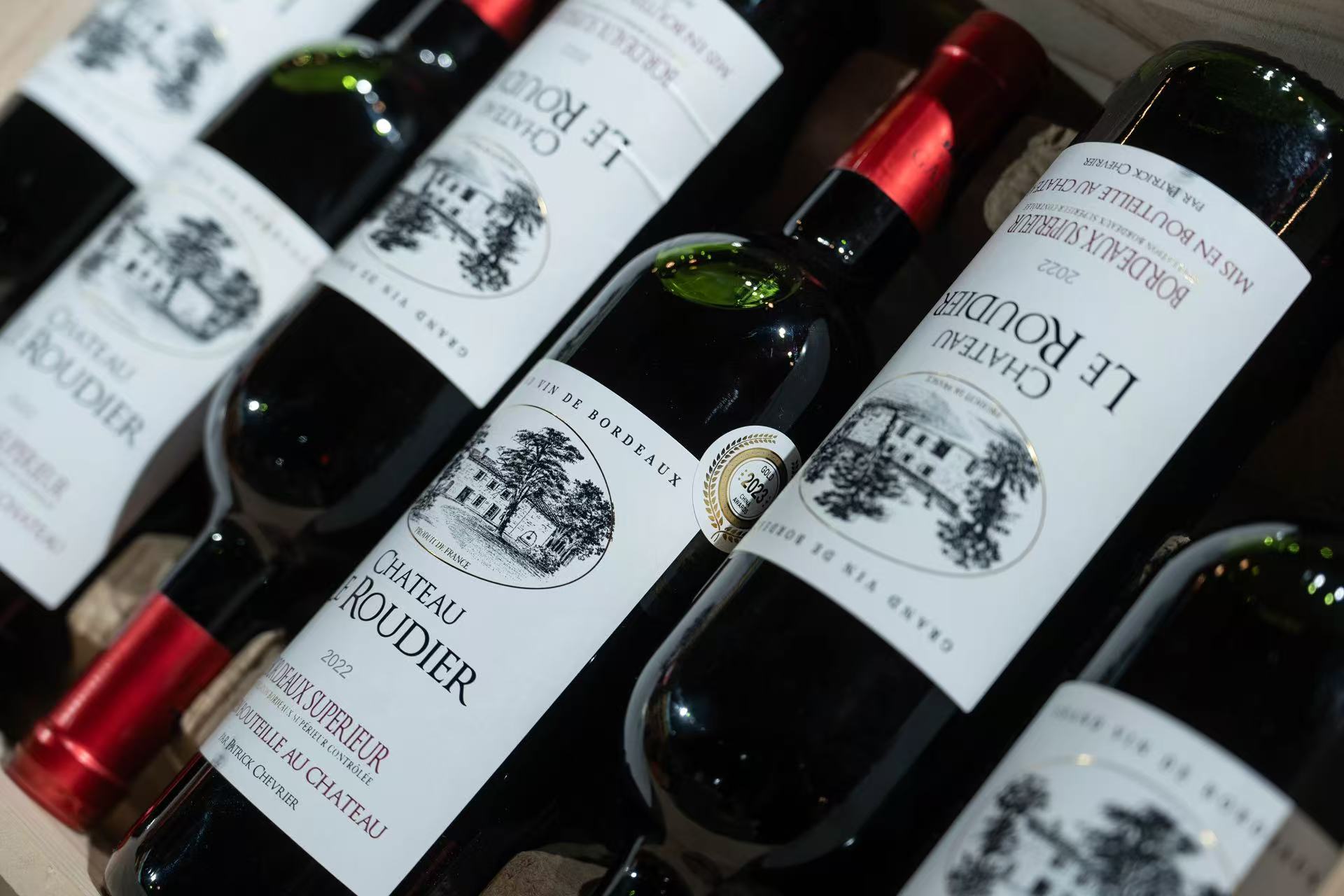 Rudir dry red wine from Bordeaux, France details Picture