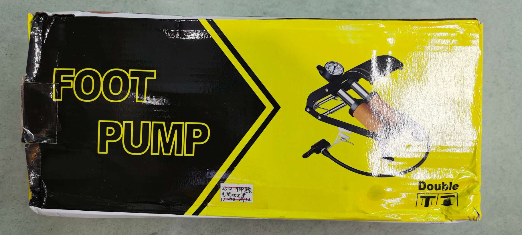 Foot pedal air pump, air pump, hardware tools, car air pump Application Scenario