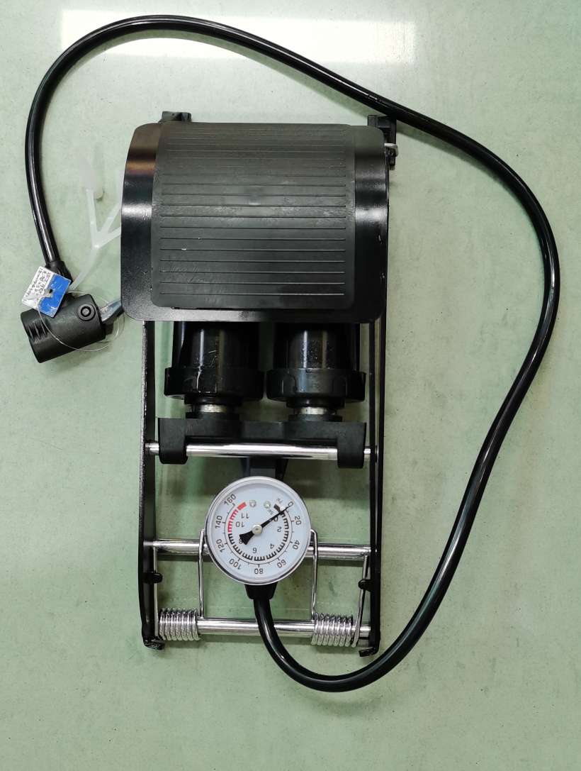 Foot pedal air pump, air pump, hardware tools, car air pump Item Picture