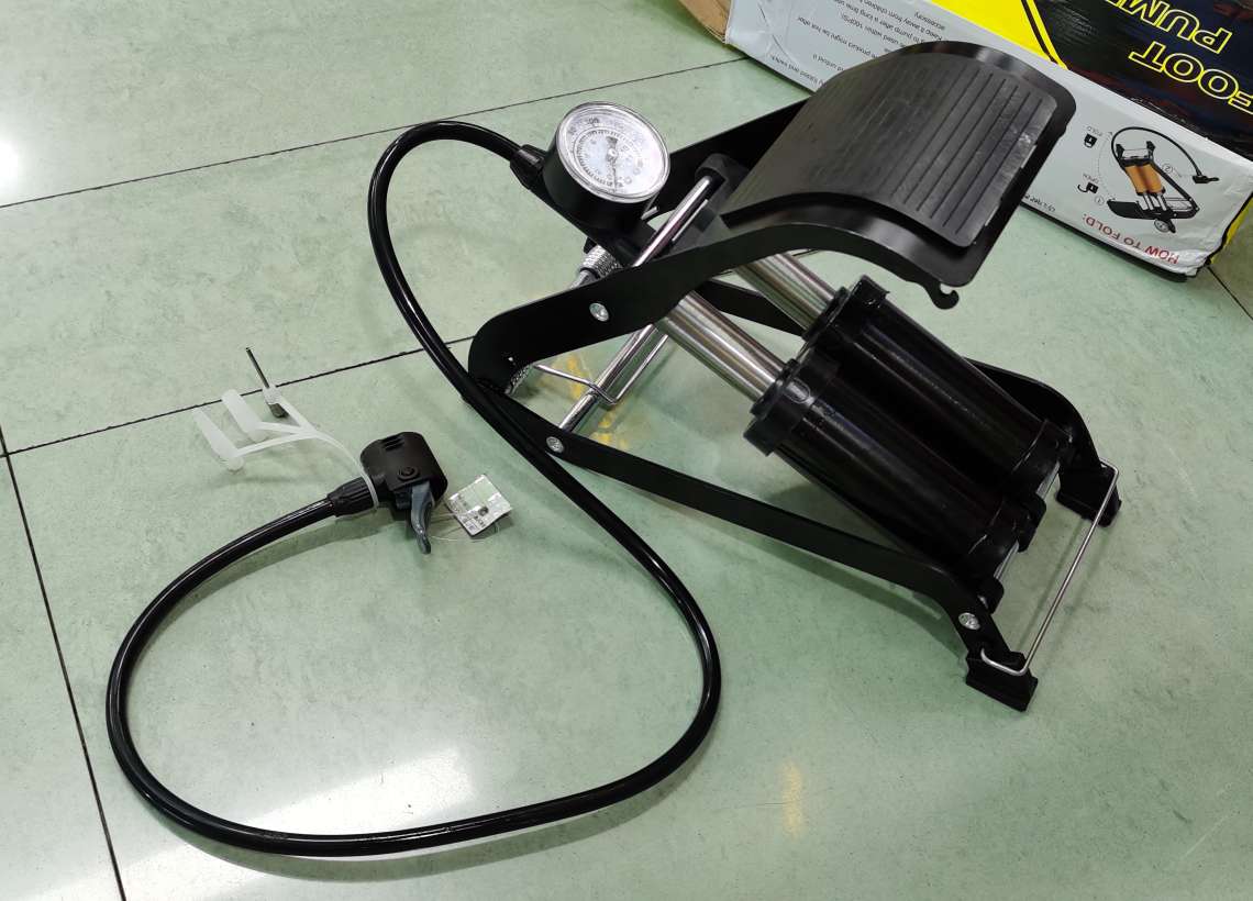 Foot pedal air pump, air pump, hardware tools, car air pump details Picture
