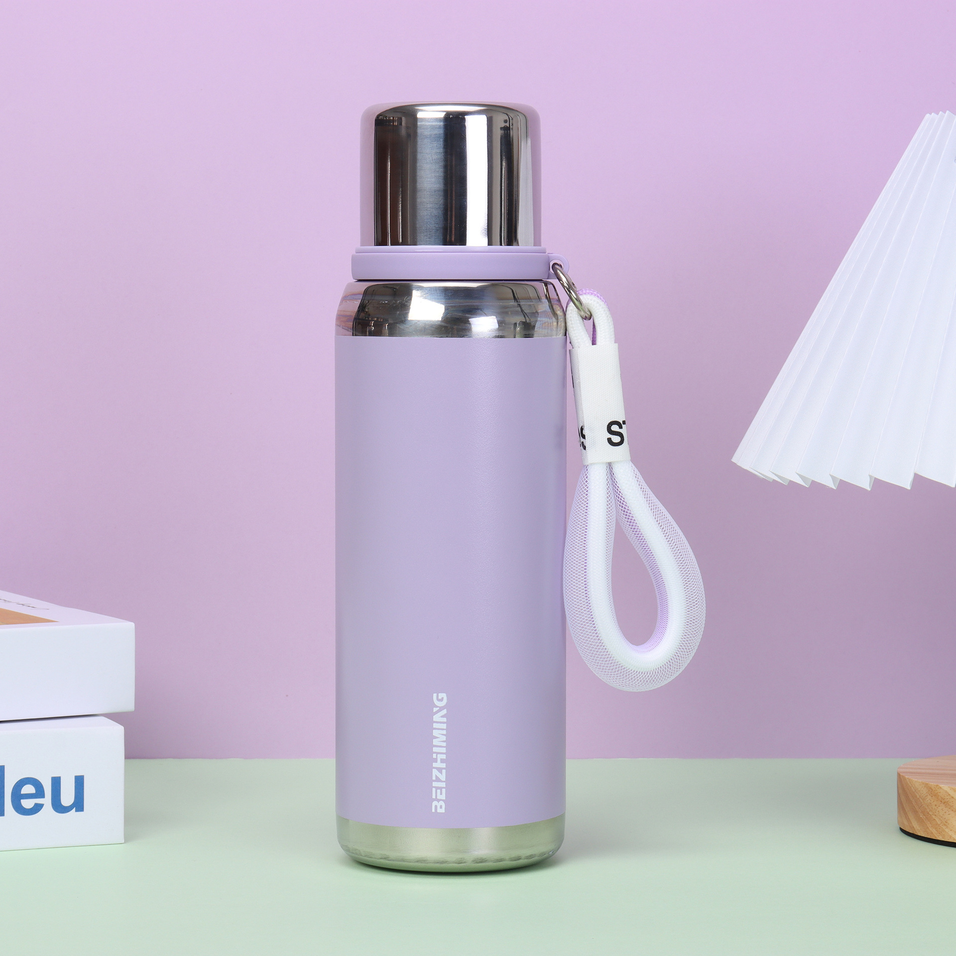 Portable water cup, vacuum stainless steel insulated cup, portable and fashionable sports water bottle details Picture