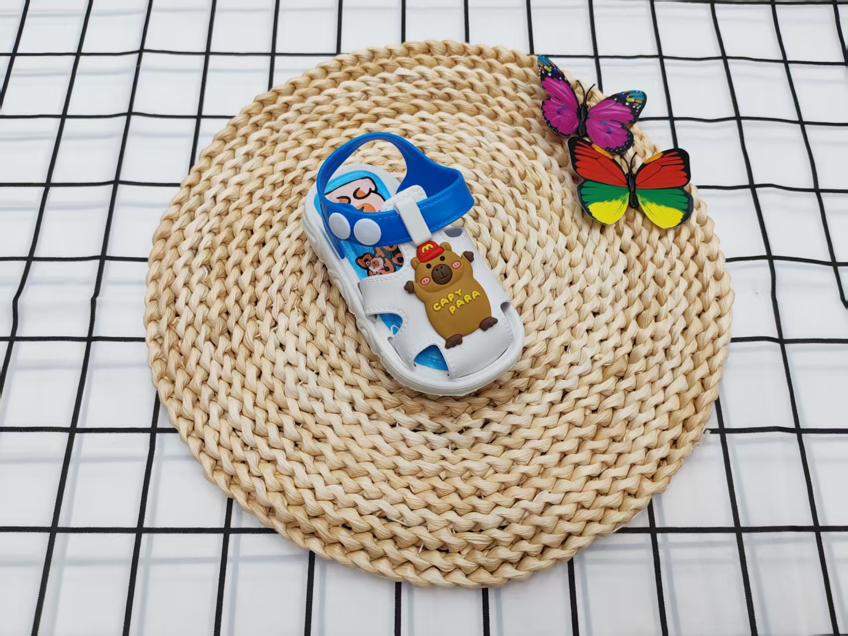 New Summer 2025 open-toe fashion breathable beach baby soft-soled sandals details Picture