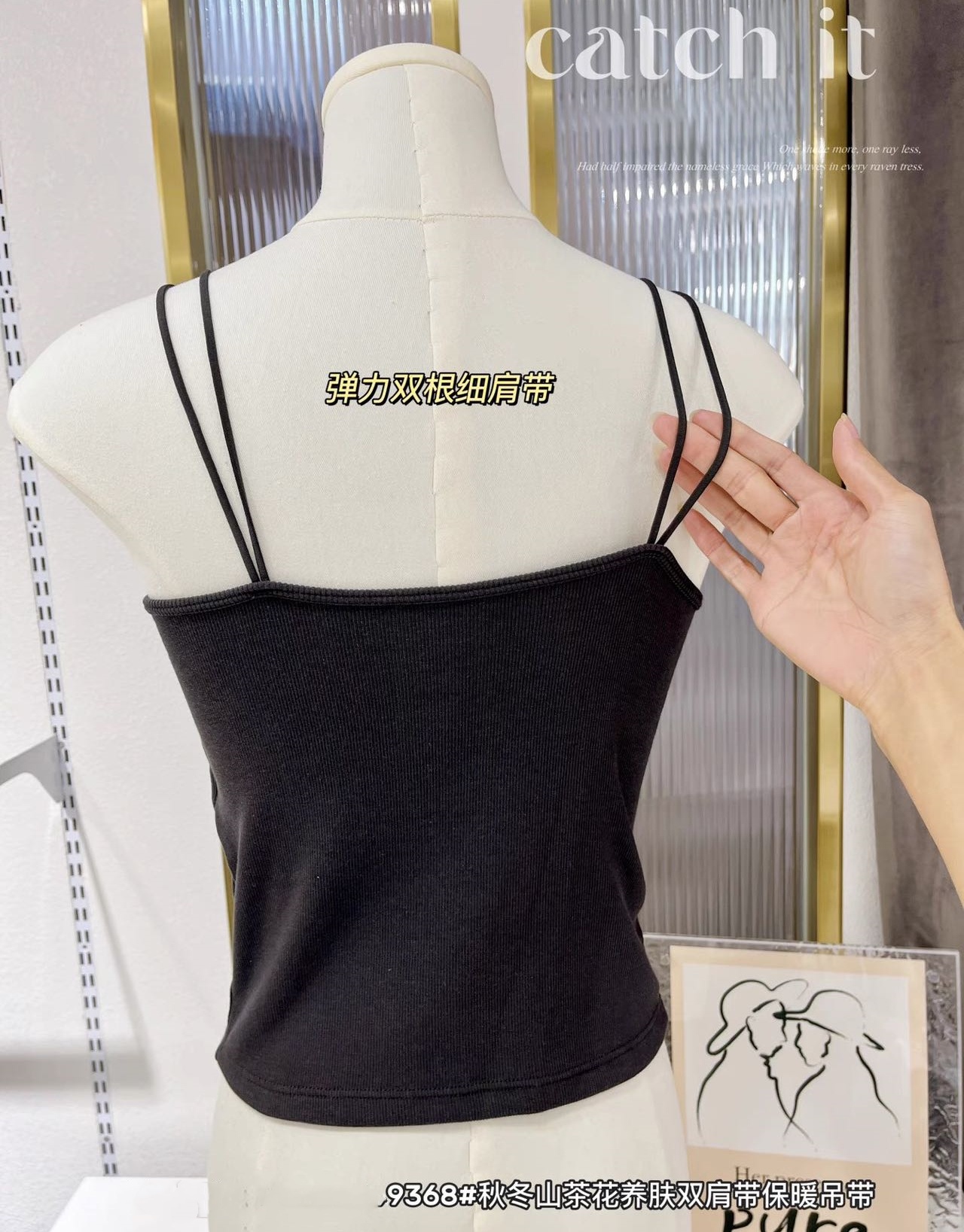 For autumn and winter, a brushed bra with a chest pad, a beautiful back, a halter top, a threaded fixed cup, double thin shoulder straps, and a base layer with a strapless top Item Picture