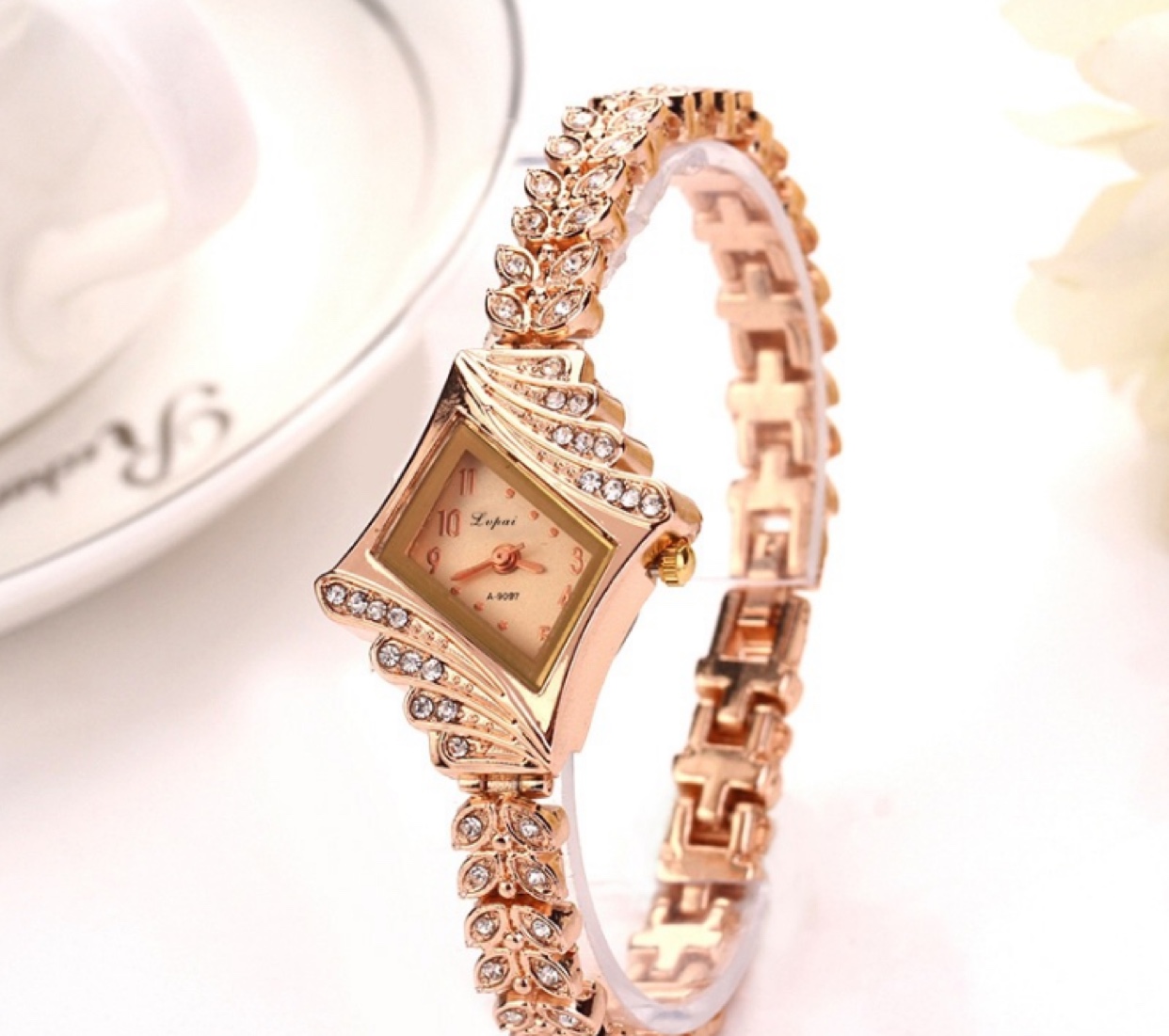 石英表新款防水超薄款女士手表直播外贸爆款22