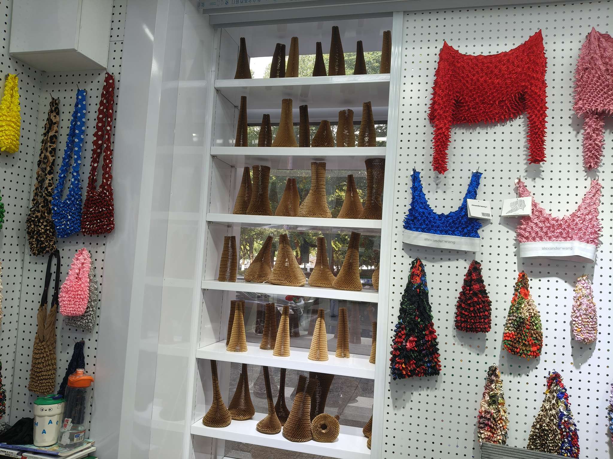 Yiwu Xunfeng Packaging Handbag Trading Firm describe pic - 5