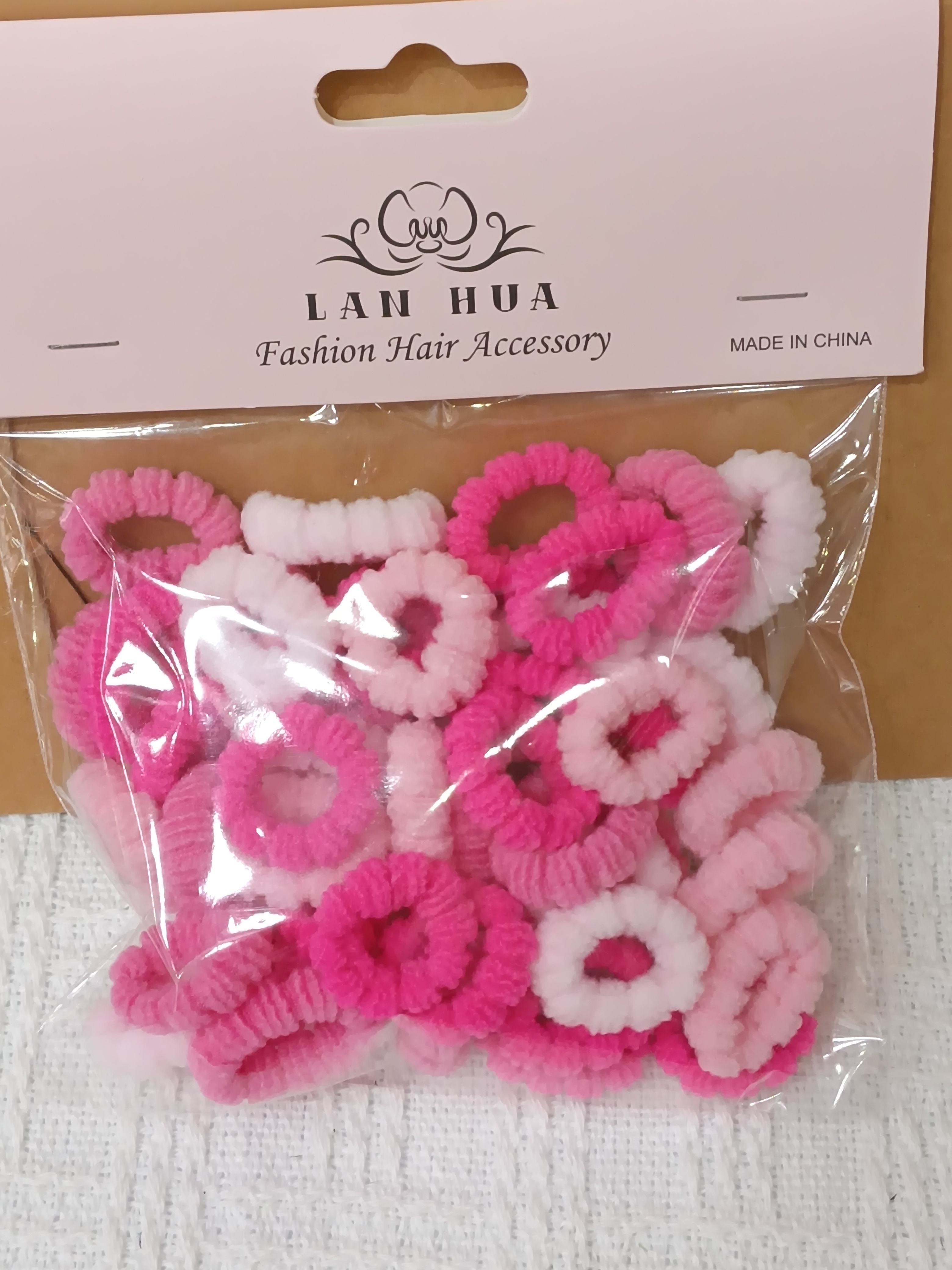 Large intestine hair band and hair tie accessories, hair band headwear, hair accessories, large intestine hair band, hair band, hair tie, fashionable and versatile hair accessories Item Picture