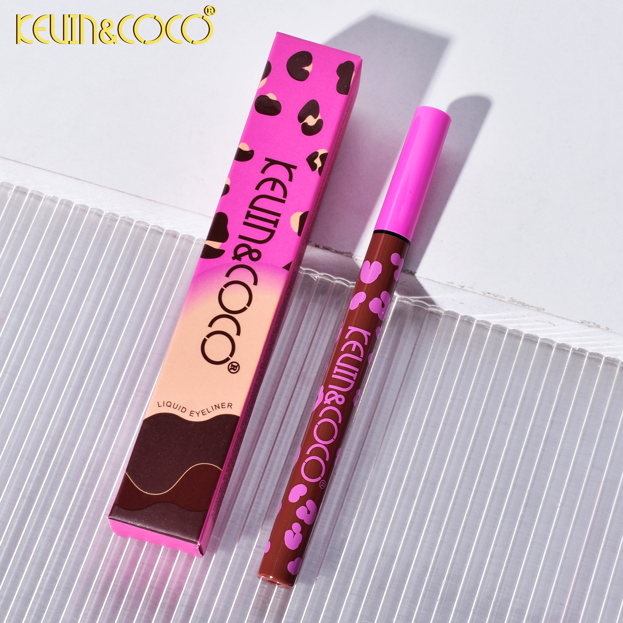 KEVIN&COCO's ultra-fine black eyeliner is long-lasting and does not smudge the natural eye makeup Eyeliner