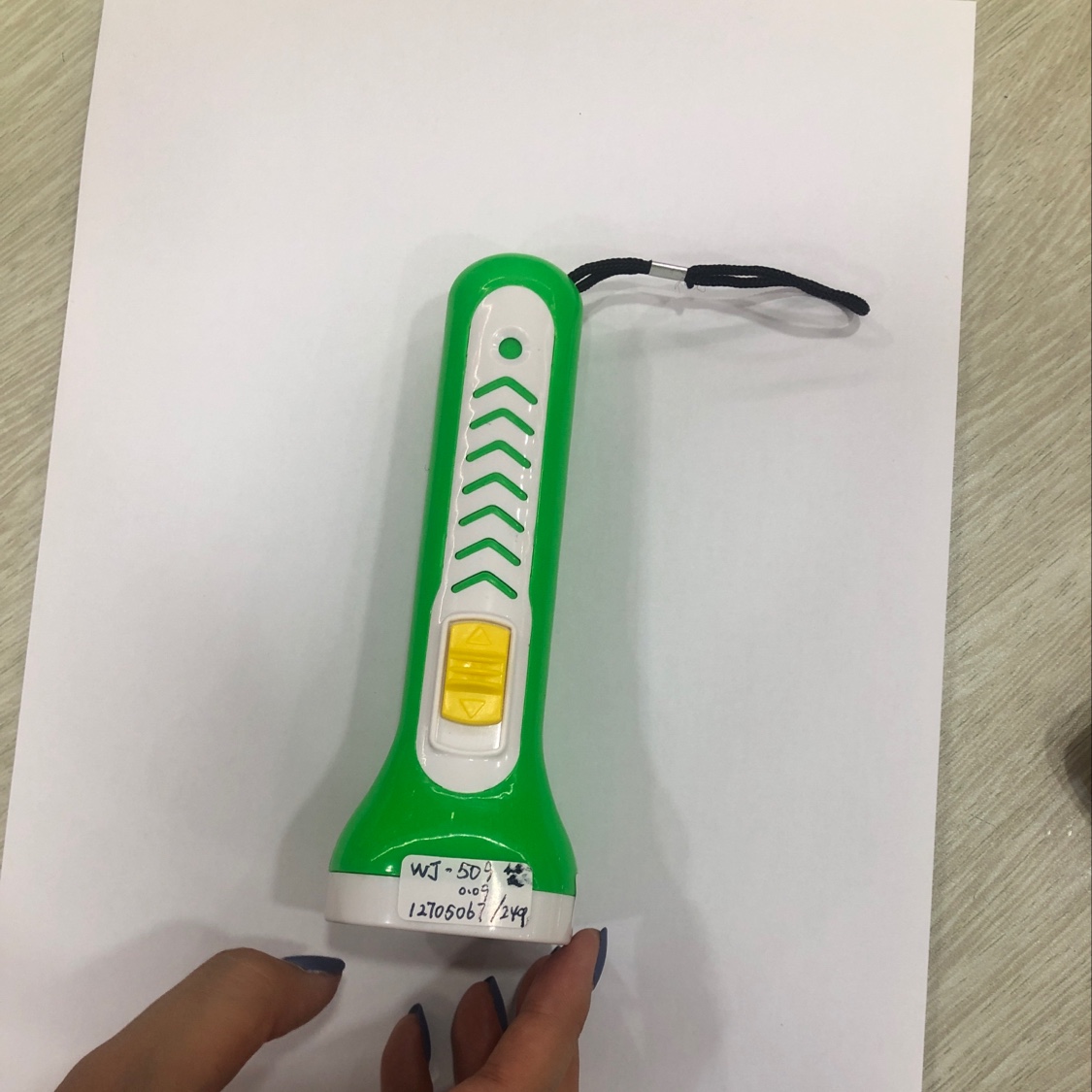 手电筒 家用可充电照明电筒手电筒 家用可充电照明热销