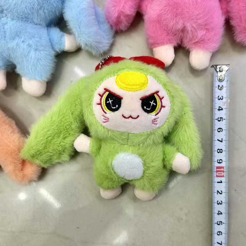 Big Eared Kid three-year-old personified plush toy, creative doll, cartoon peripheral pendant, plush toy pendant, keychain, cloth doll pendant, cute decorative gift, claw machine factory direct sales Application Scenario