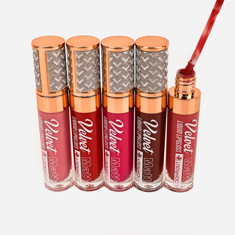 哑光唇彩外贸批发哑光唇彩好看方便