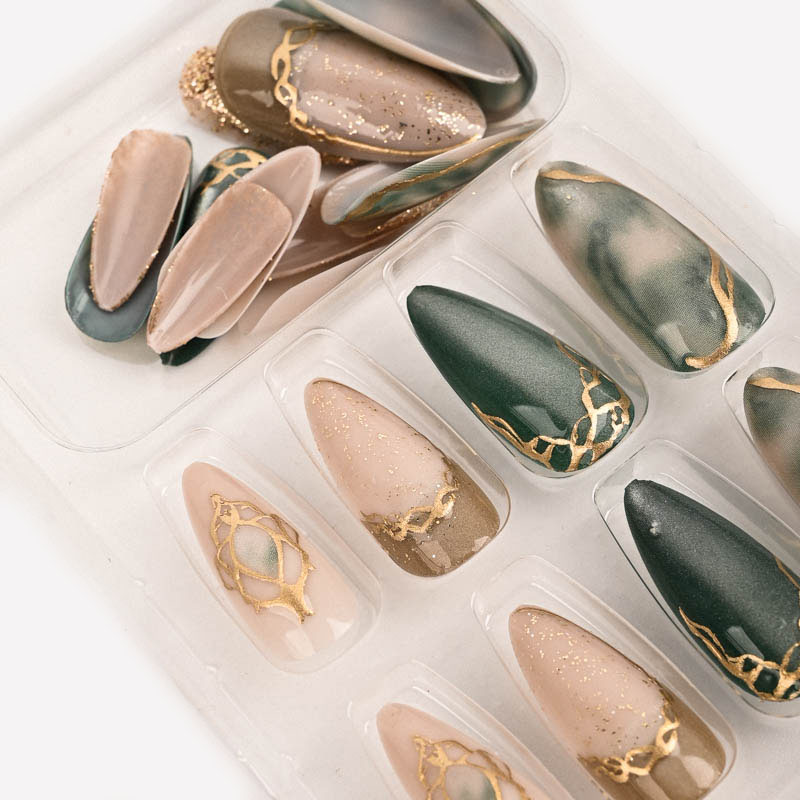 穿戴甲/美甲贴/手工穿戴甲/美甲uv凝胶/美甲带灯细节图