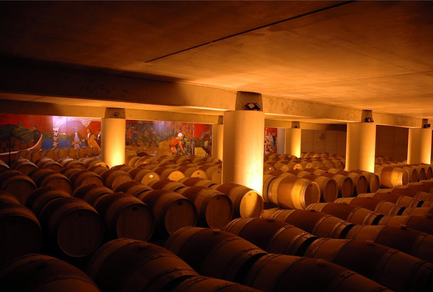 Free shipping! Chateau Garde, Graf region, France, 750ml 2016, 14%vol Item Picture