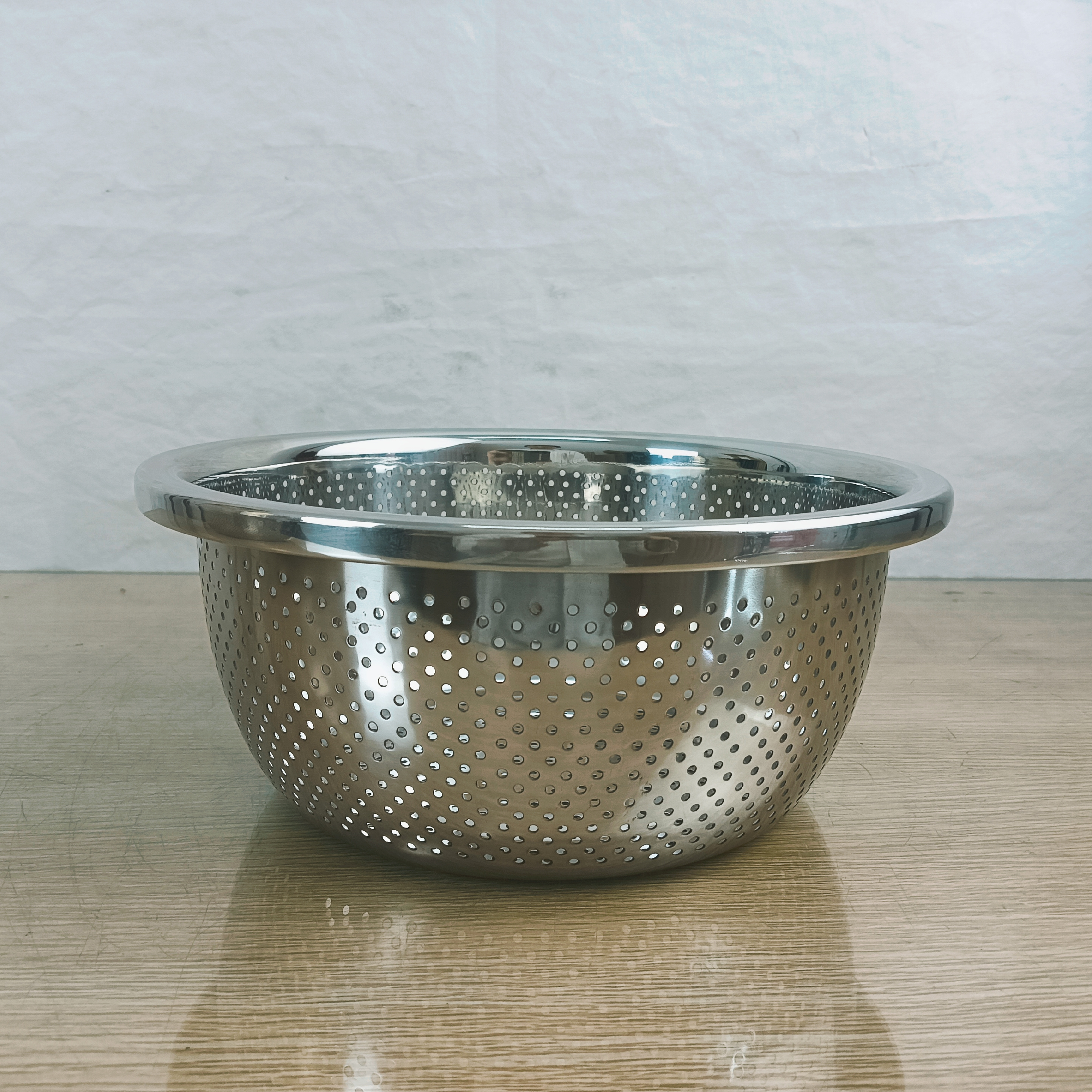 DF99483 extra-thick stainless steel basin and washbasin, food-grade draining basket, vegetable washing basin, egg beating, kitchen, home baking, DF TRADINGHOUSE
