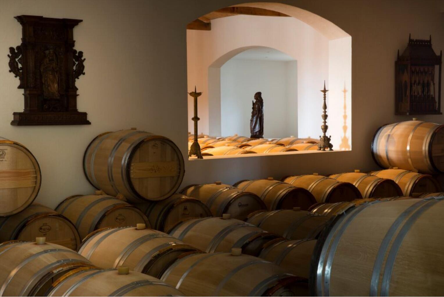 Free shipping! 750ml Corfei Dry Red Wine from Chateau Cavemont, Grand Cru Saint-Emilion, France Item Picture