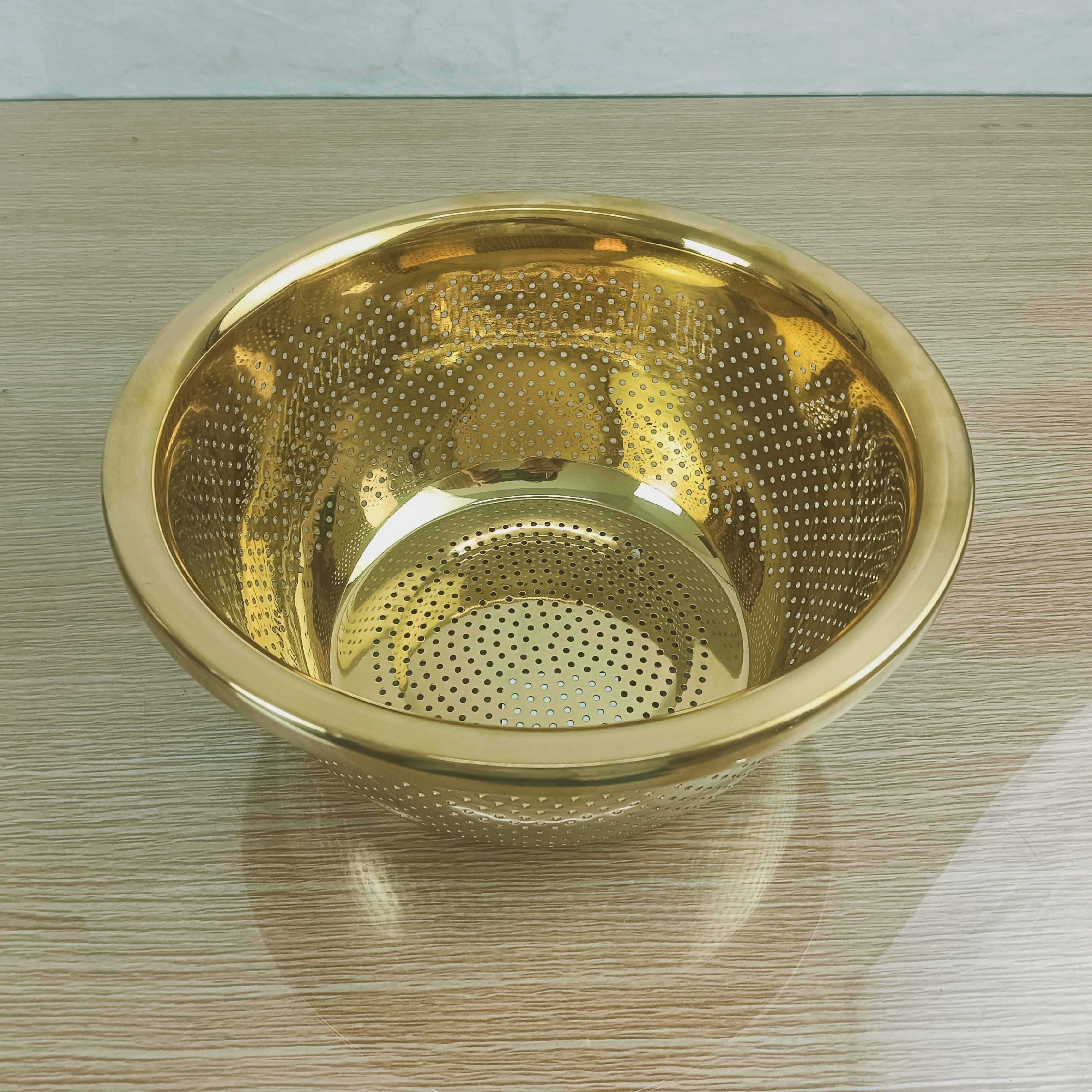 DF99483 extra-thick stainless steel basin and washbasin, food-grade draining basket, vegetable washing basin, egg beating, kitchen, home baking, DF TRADINGHOUSE Application Scenario