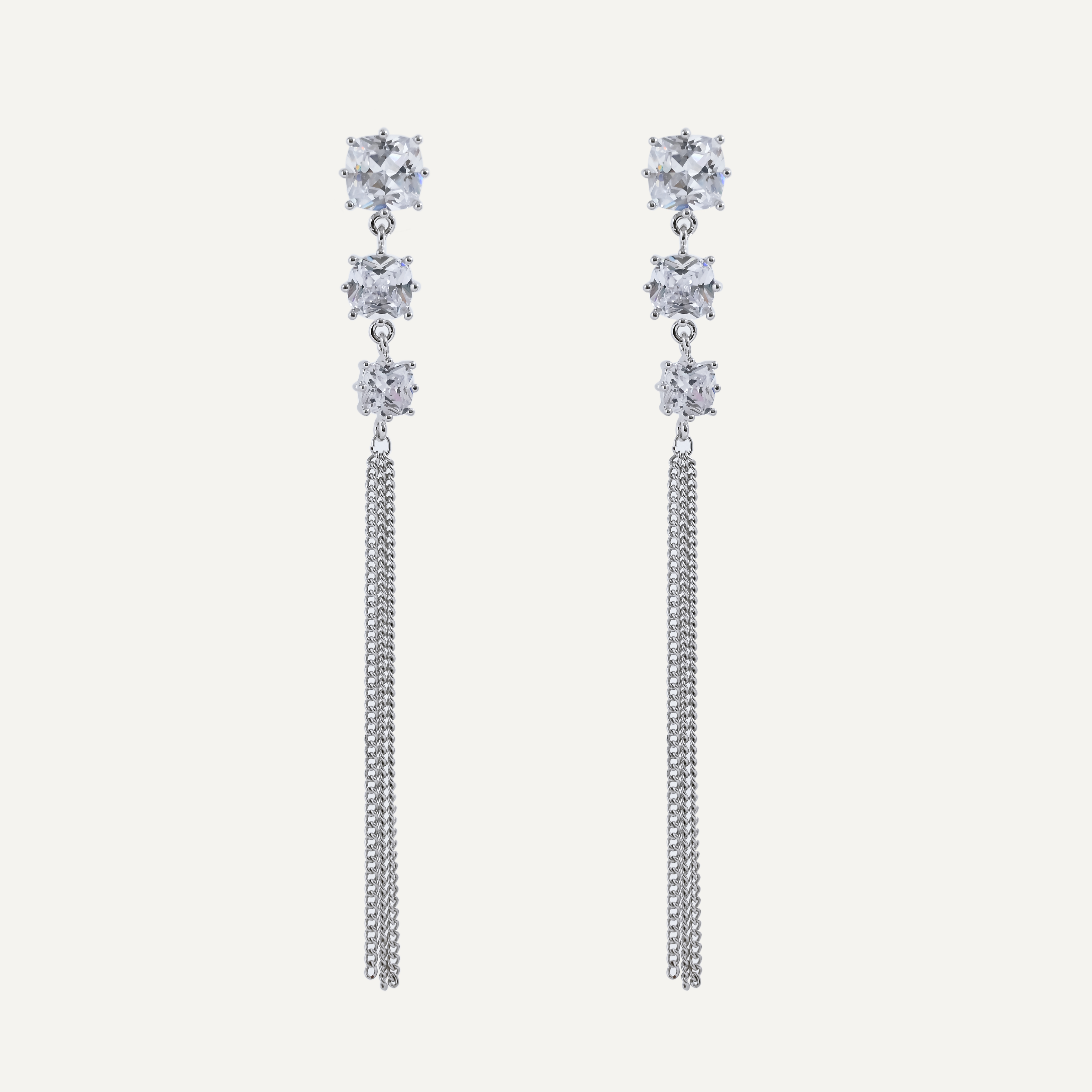 Exquisite and light luxury copper plated with real gold and set with zircon 925 silver needle, luxurious design and fashionable stud earrings Item Picture