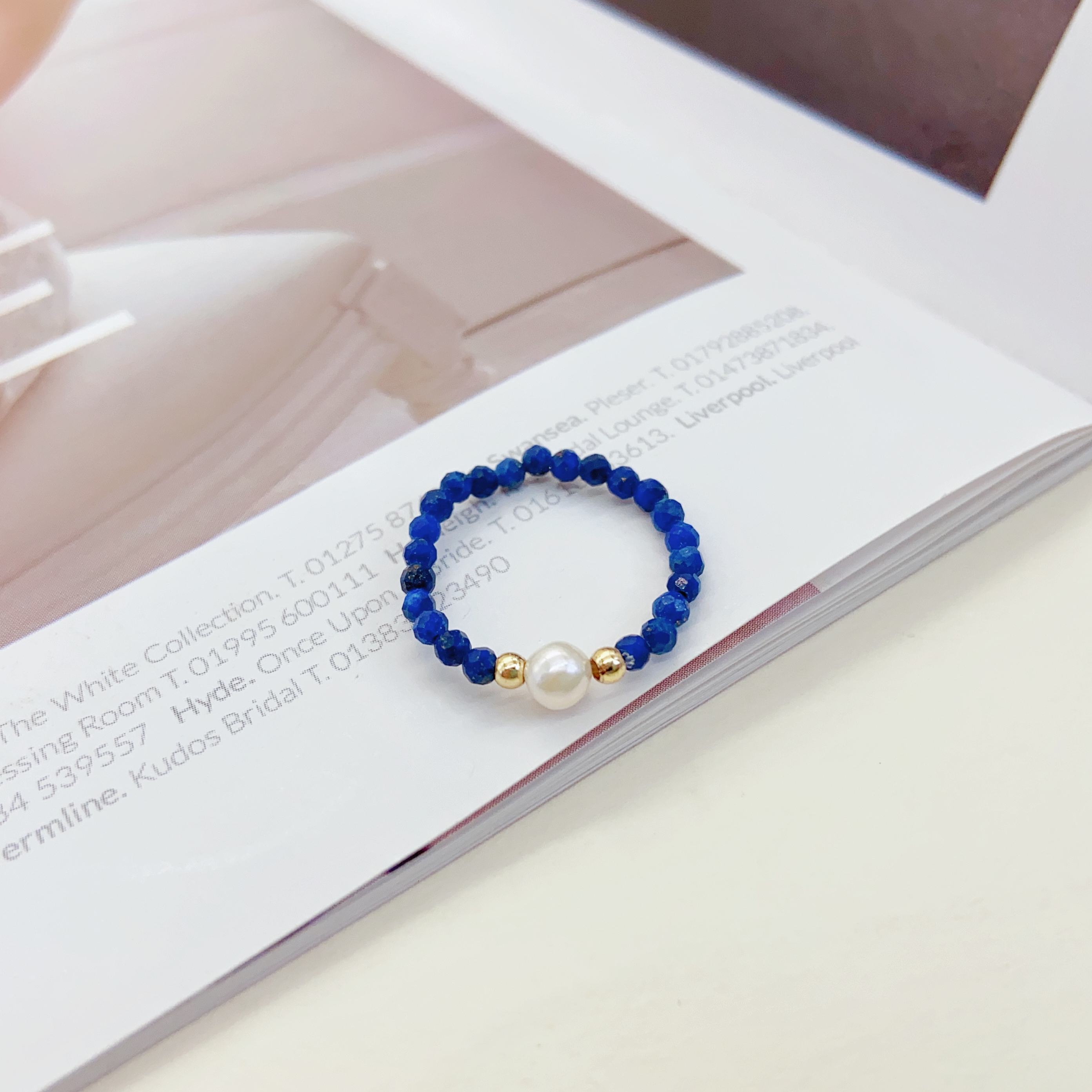 草莓晶弹力绳珍珠戒指甜美珍珠女网红风单圈时尚甜美风个性潮装饰戒指装饰戒指详情图2