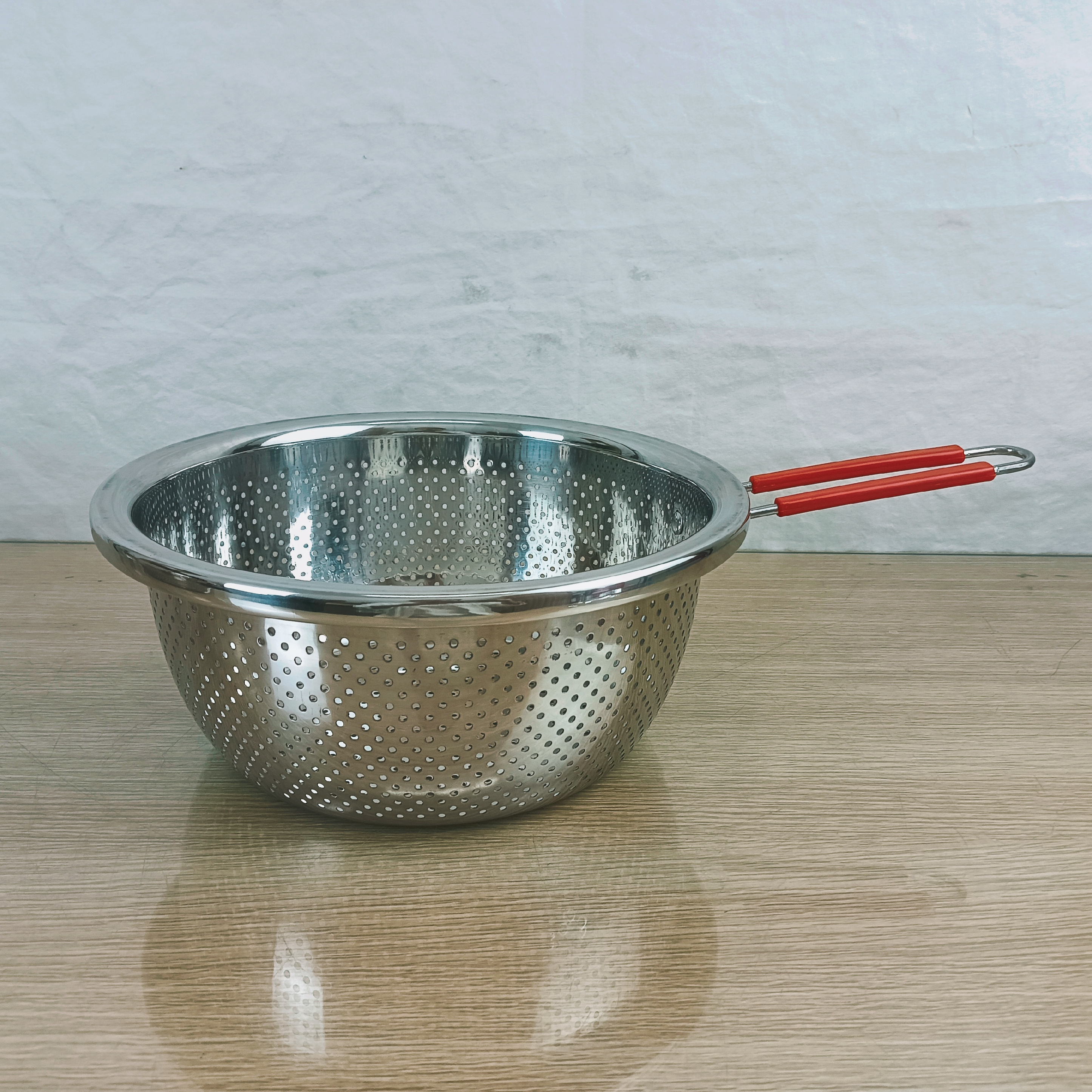 DF99483 304 food-grade stainless steel rice sieve, sink for washing vegetables, deepened draining basin, extra thick and densely perforated rice-washing basket, DF TRADINGHOUSE Specification image