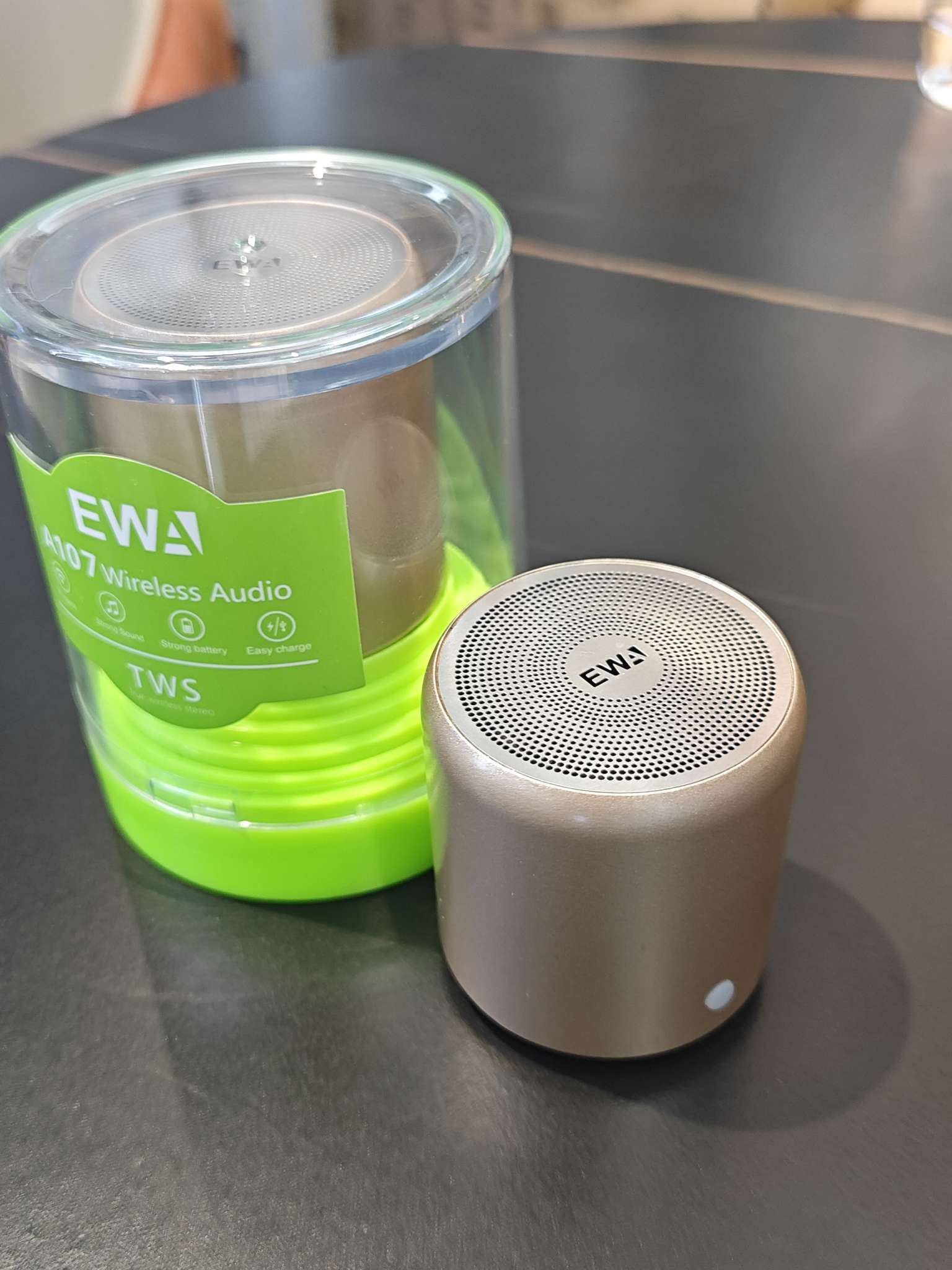 Aima Emma Aima Emma Audio Ewa/ Sound For Love A107 Tws Connected, Waterproof, Splash-Proof, Compact And Exquisite, Small Volume, High Volume Bluetooth Speaker undefined