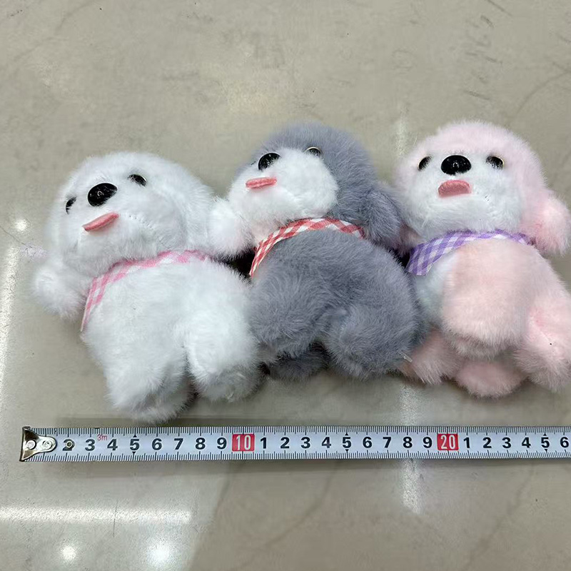 Check cloth scarf, dog party, plush toy, animal anthropomorphic creative doll, cartoon peripheral pendant, plush toy pendant, keychain, cloth doll pendant, cute decoration gift, claw machine factory direct sales Application Scenario