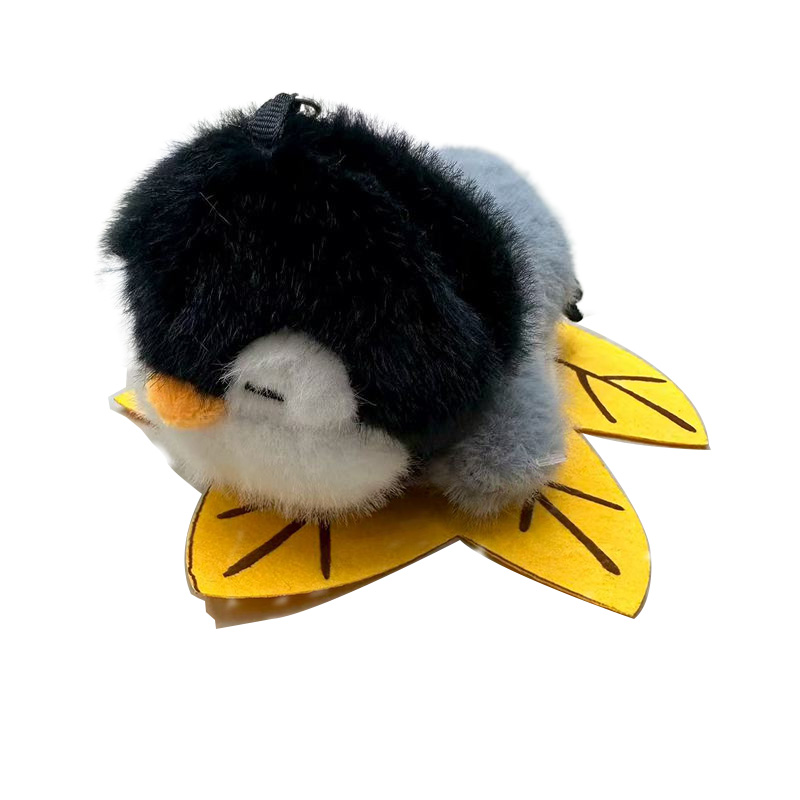 公仔挂件/毛绒玩具/布偶挂件/熊猫/娃娃机公仔白底实物图